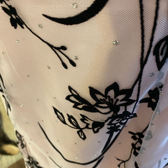 Evening gown - Picture 4 of 7